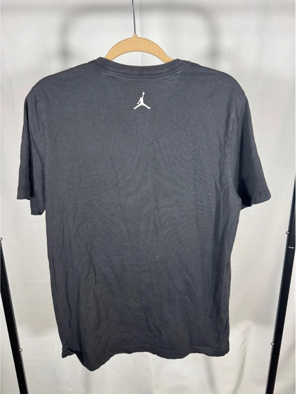 Jordan Black T-Shirt with Red Sneakers Graphic Size L